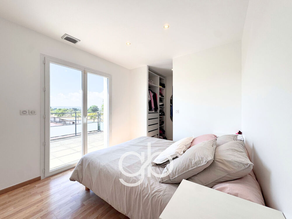 Vente Maison À VENDRE   Maison 5 pièces 113 m2 avec piscine et garage Villeneuve-lès-Maguelone Villeneuve les maguelone