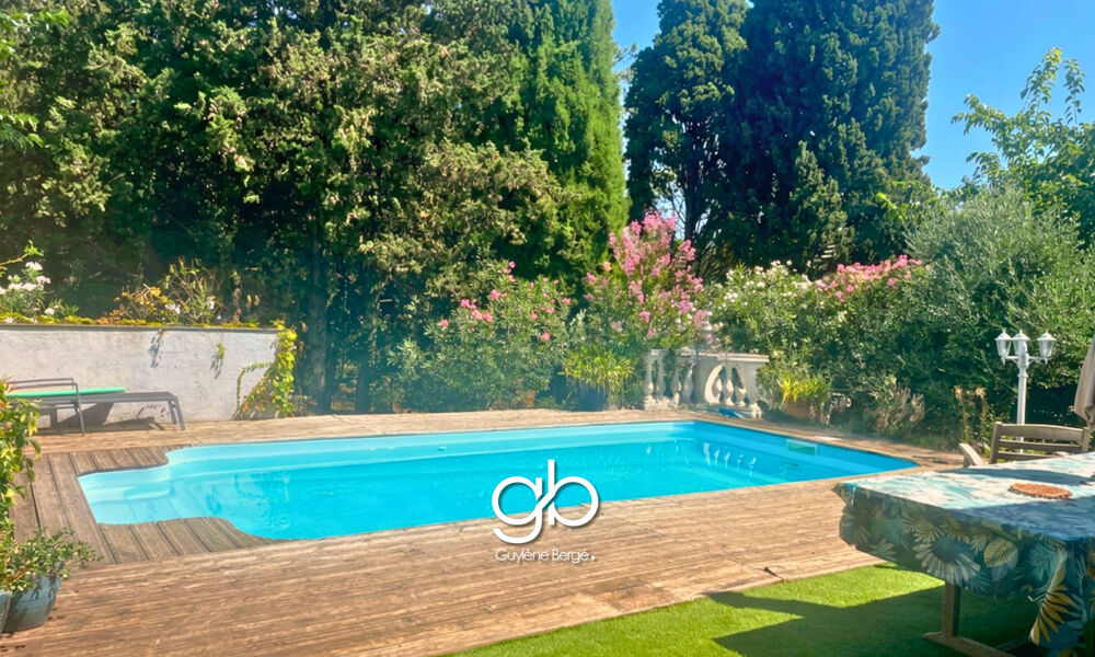Vente Maison PROPRIÉTÉ FAMILIALE AVEC 3 LOGEMENTS INDÉPENDANTS, PISCINE, INSTALLATIONS ÉQUESTRES ET HANGAR À BOISSERON Boisseron