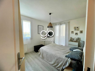  Appartement � vendre 4 pi�ces 77 m�