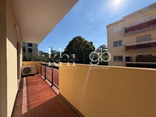 Vente Appartement Appartement T3 traversant de 75 m2 à MONTPELLIER - 2 balcons et stationnements Montpellier