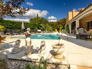  Maison � vendre 6 pi�ces 225 m�