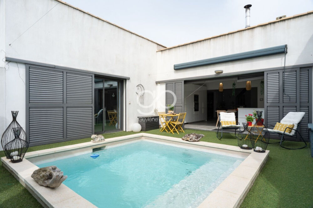 � vendre  Maison M�ze (34140)