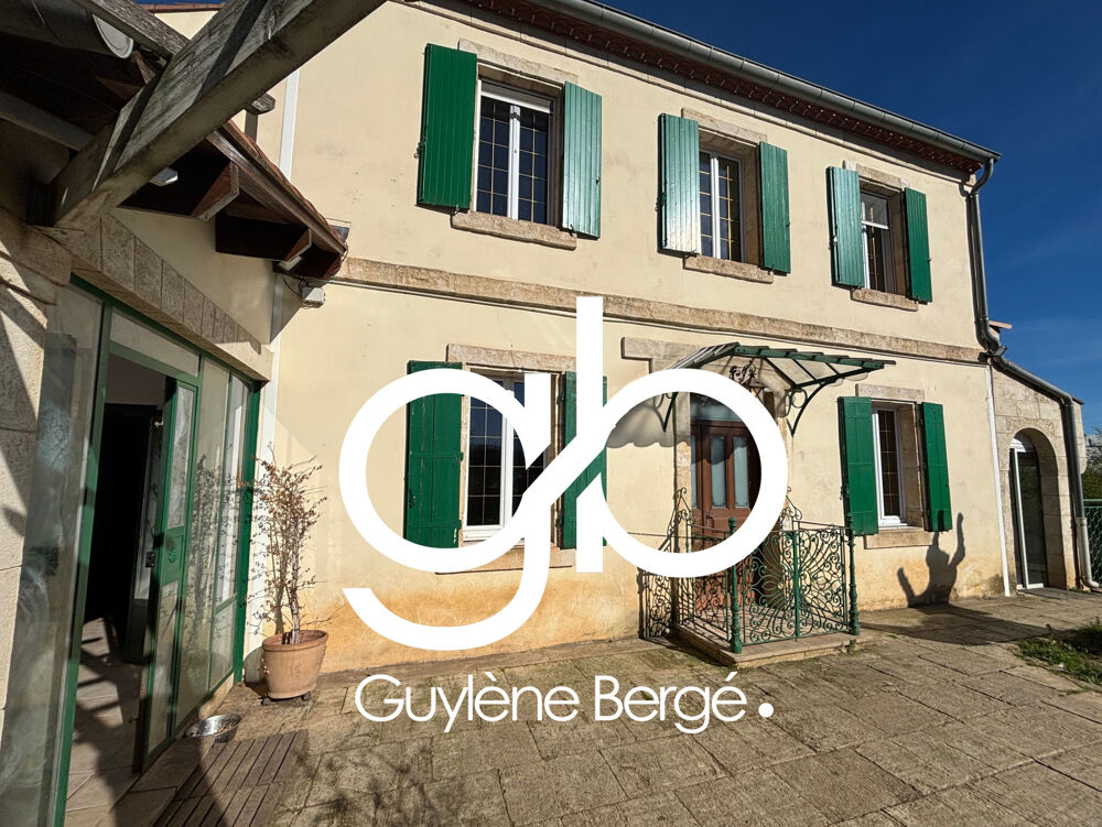 Maison de caractère parcelle de 3000m2 et piscine à vendre à Saint-Aunès 150 m2 habitables