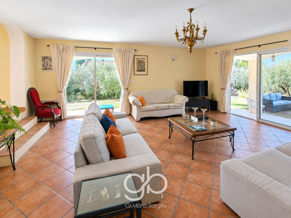Vente Maison Sommières 30250 | Maison T6 | 4 ch + studio | piscine et grand terrain Sommieres