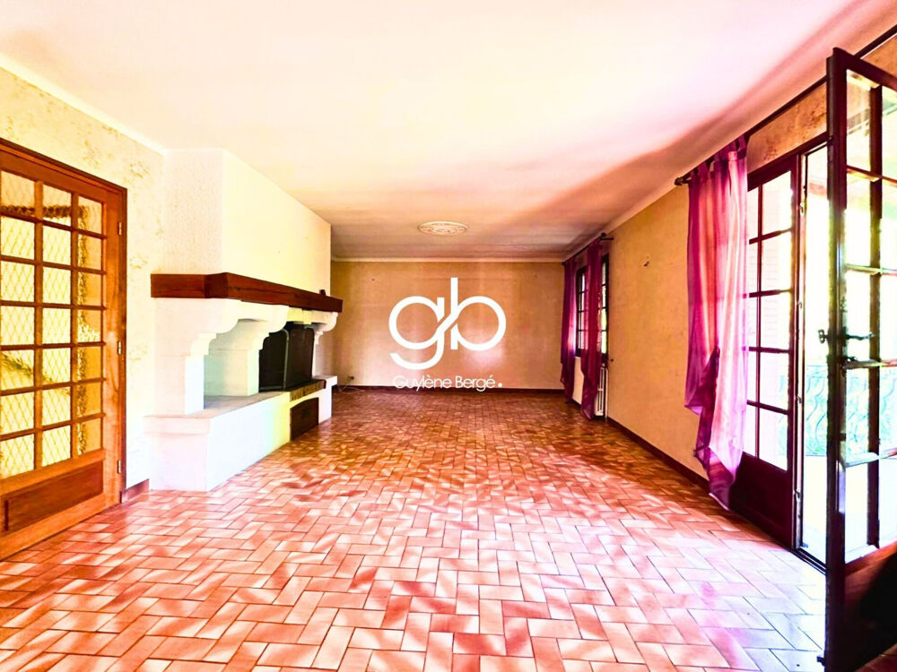 MAISON ANCIENNE APPARTEMENT INDÉPENDANT DOUBLE GARAGE GRAND TERRAIN PISCINABLE PRADES-LE-LEZ
