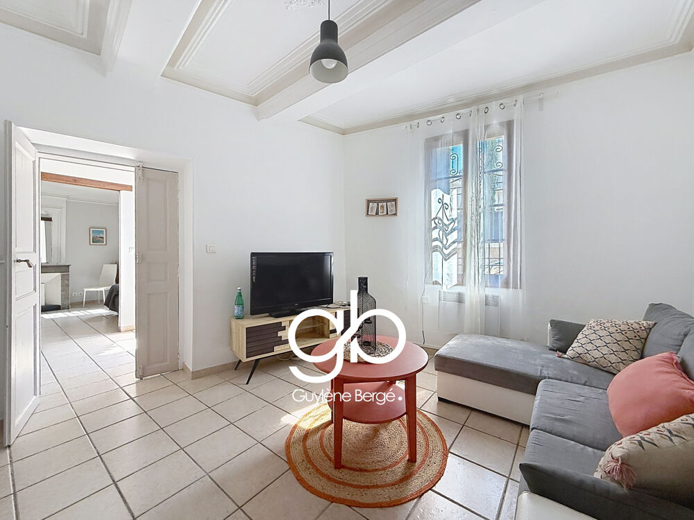 Vente Maison Ensemble immobilier de caractère avec maison de village, appartement T2 et studio indépendants    Aubais Aubais