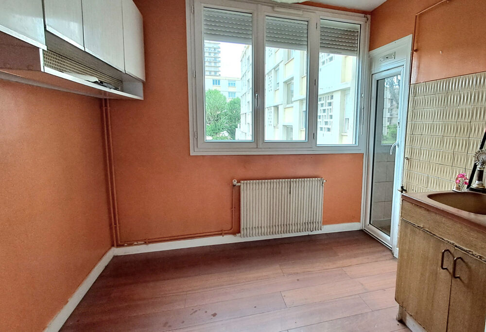 Appartement 4 pièces 70 m2 3 chambres Balcon, cave et parking Proche Montpellier Sud