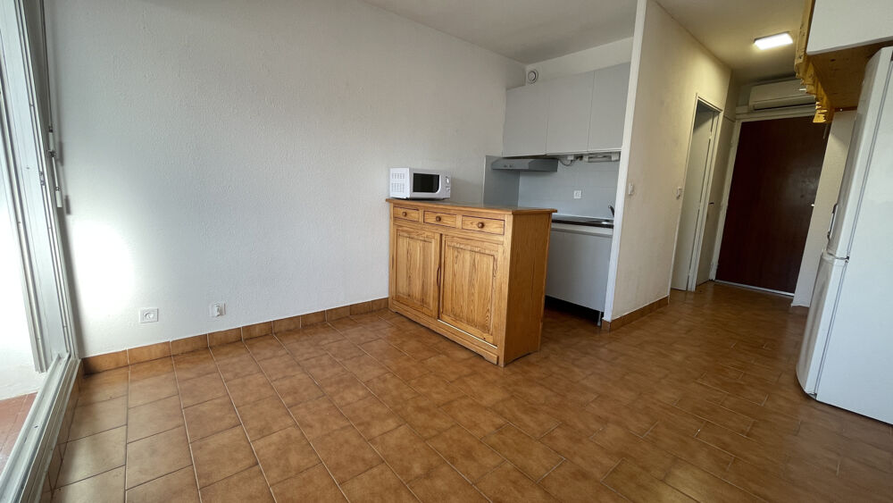 STUDIO PLUS LOGGIA FERMÉE - VUE MARINA À SÈTE PLAGE DES QUILLES