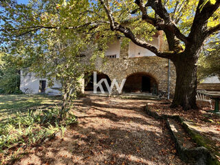  Maison � vendre 9 pi�ces 208 m�