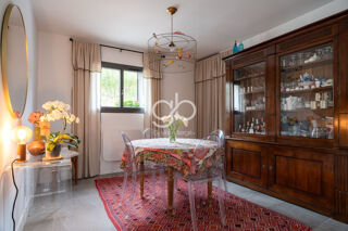  Maison � vendre 9 pi�ces 270 m�