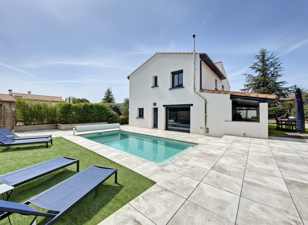 Vente Maison Villa familiale de 154m2 rénovée avec piscine chauffée et vue nature   Exclusivité Sussargues Sussargues