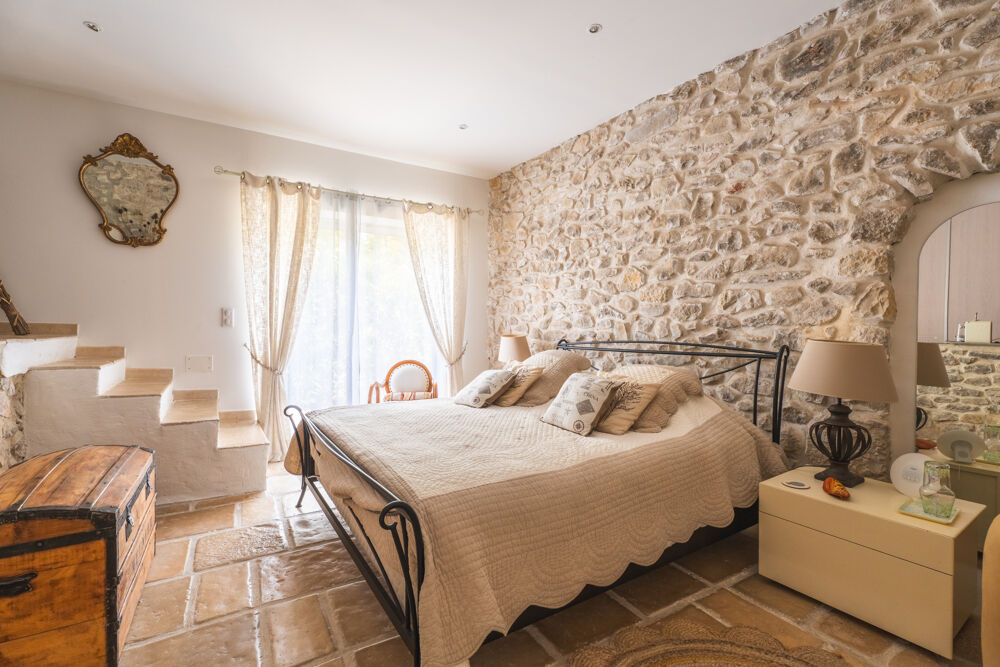 à vendre  Maison Orthoux-Sérignac-Quilhan (30260)
