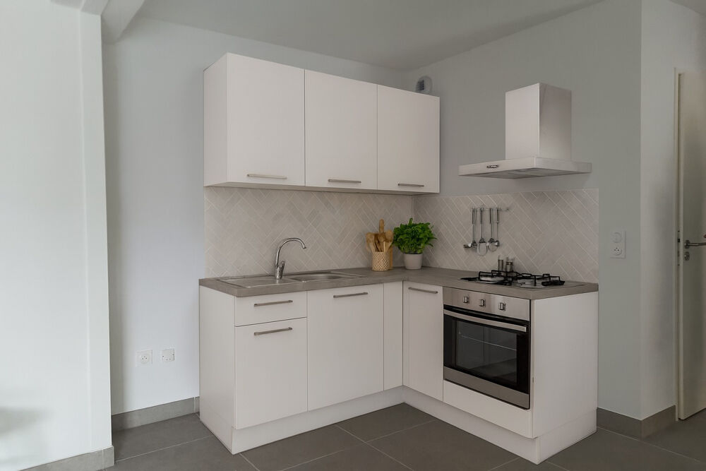 Appartement T3 lumineux avec loggia et parking Résidence calme à Nîmes