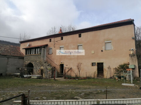 ANCIEN CORPS DE FERME AVEC DÉPENDANCES AU CALME 85000 Saint-Hrent (63340)