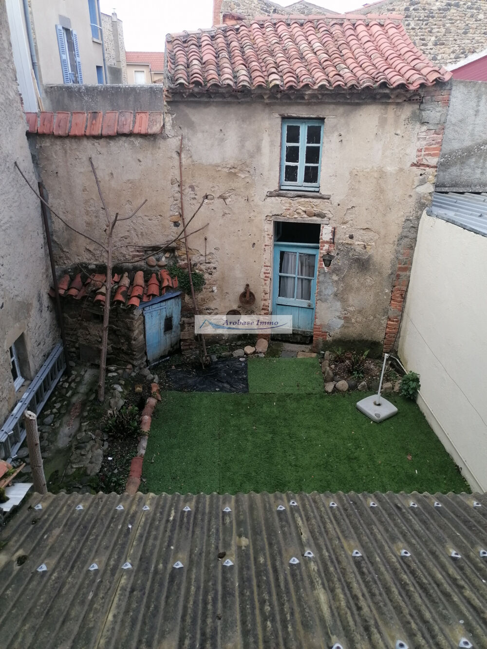 Vente Maison MAISON DE BOURG A RNOVER AVEC COUR ET DPENDANCE St germain lembron