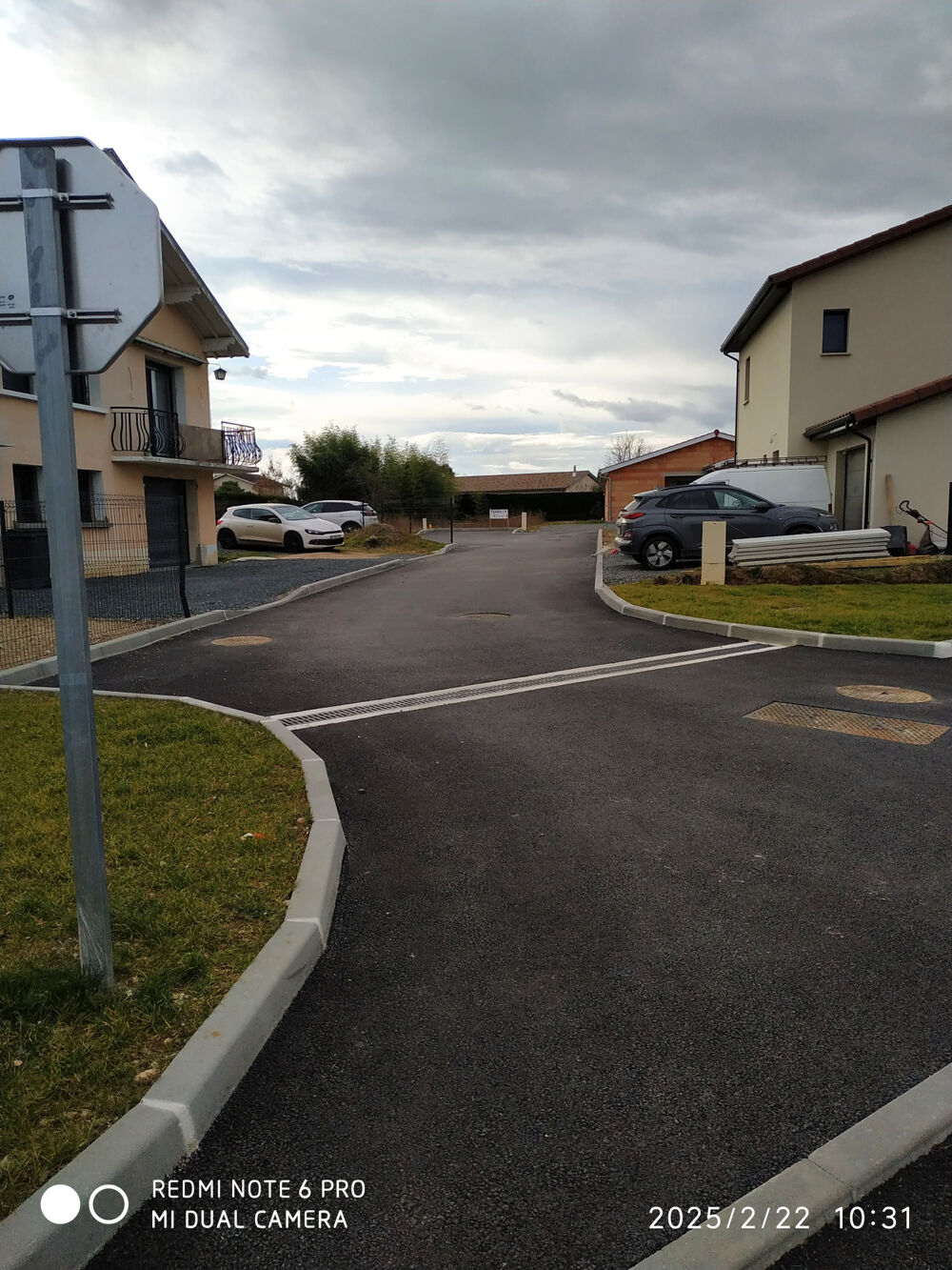 Vente Terrain VENTE TERRAIN VIABILISE - LIBRE CONSTRUCTEUR - LOTISSEMENT 3 MAISONS - ST GEORGES DE RENEINS St georges de reneins