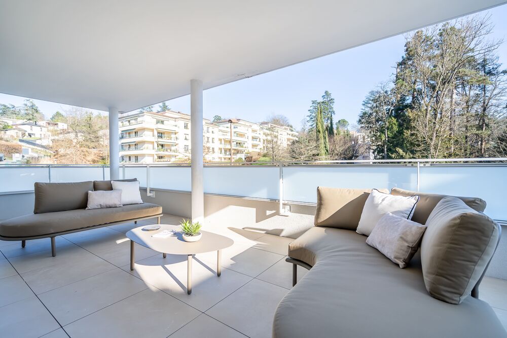 Appartement 4 pièces 107 m² · à Charbonnières-les-Bains · 107 m² · 820 000 €