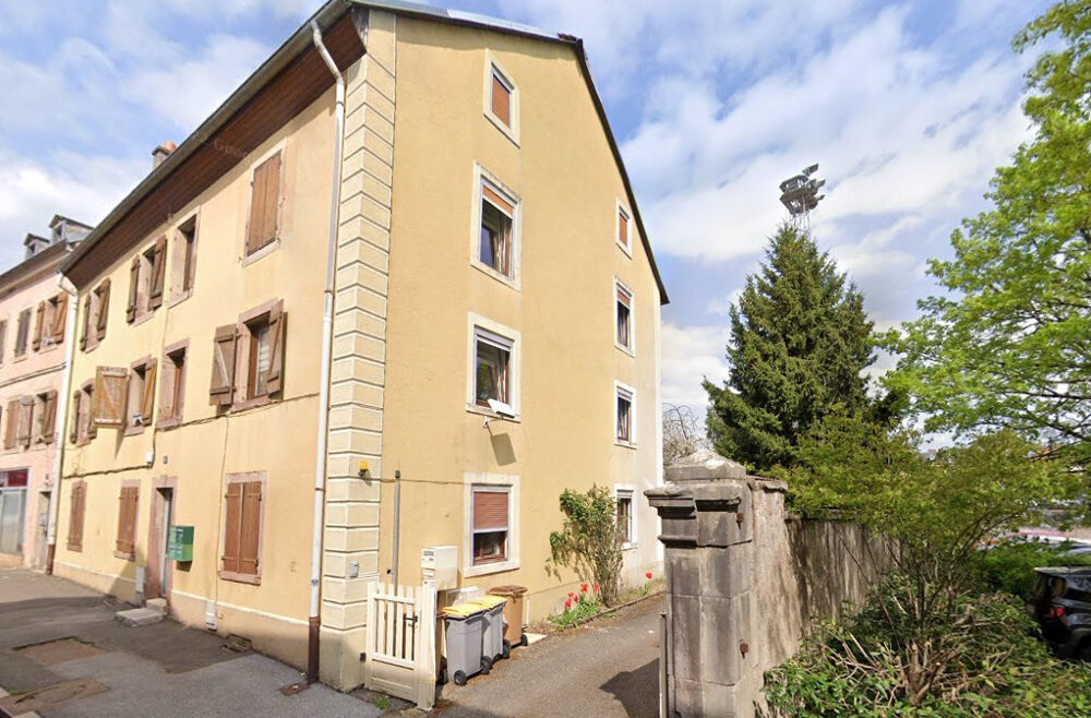 Loft mansardé chaleureux et naturel