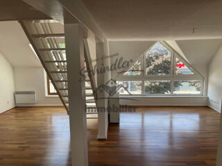  Immeuble � vendre 593 m�