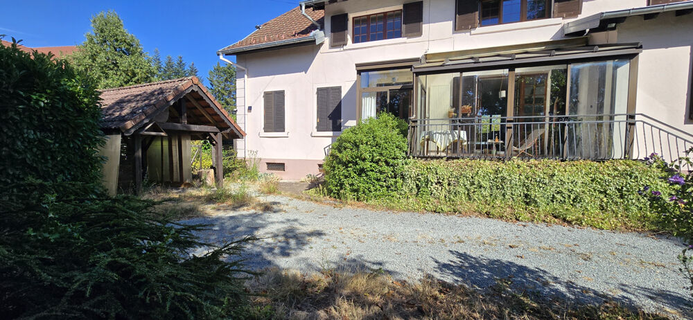 RARE À LA VENTE PROPRIÉTÉ BIFAMILIALE DANS UN CADRE IDYLLIQUE