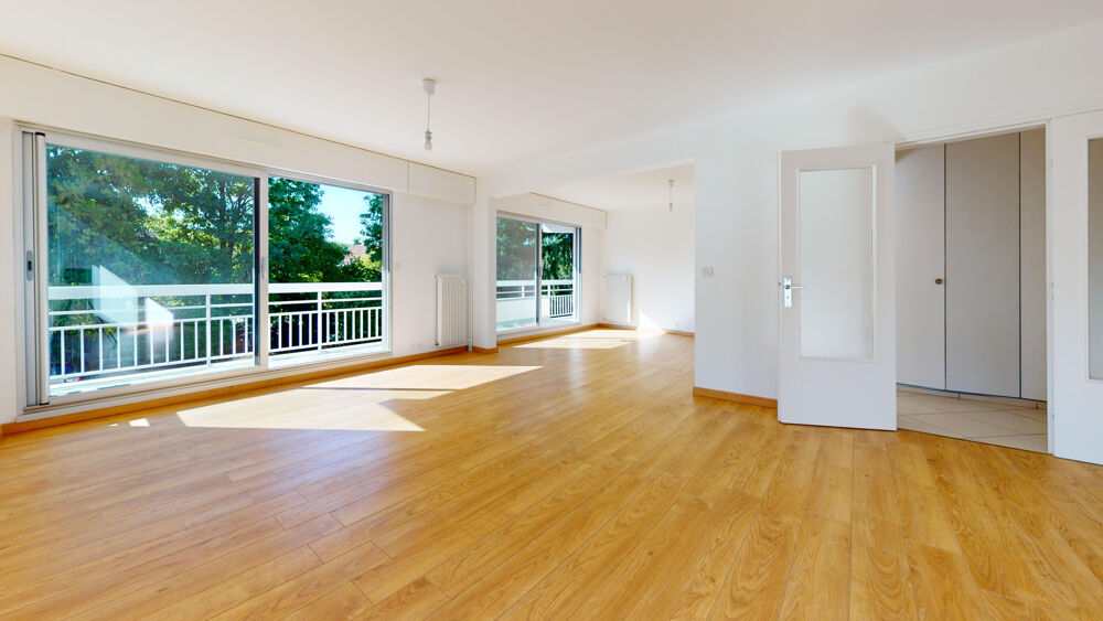 Location Appartement Appartement T5 119 m2 à louer à Besançon Besancon