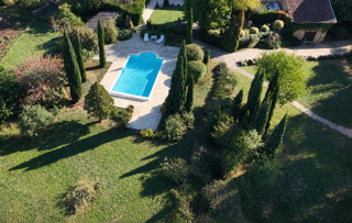  Maison à vendre 15 + pièces 416 m²