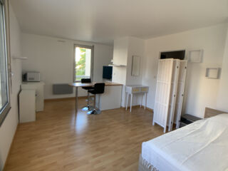  Appartement à louer 1 pièce 30 m²