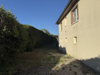  Remise / Grange � vendre 4 pi�ces 92 m� Saone