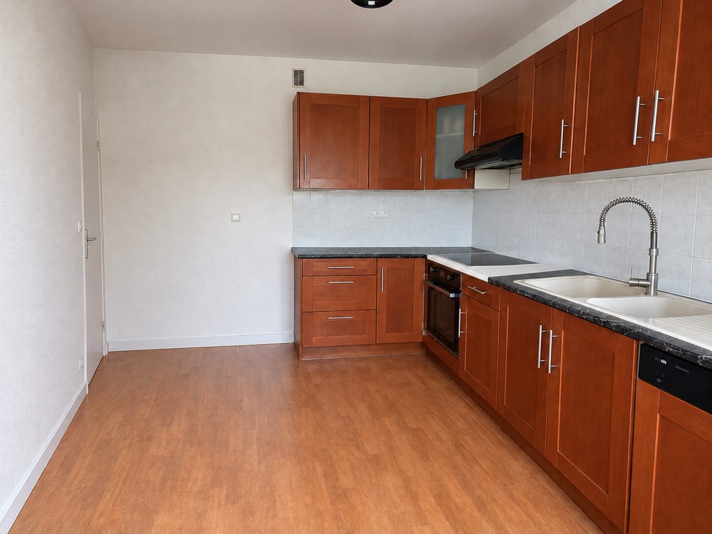 Vente Appartement Appartement vendu loué T4 82,5m2 avec garage et cave Besancon
