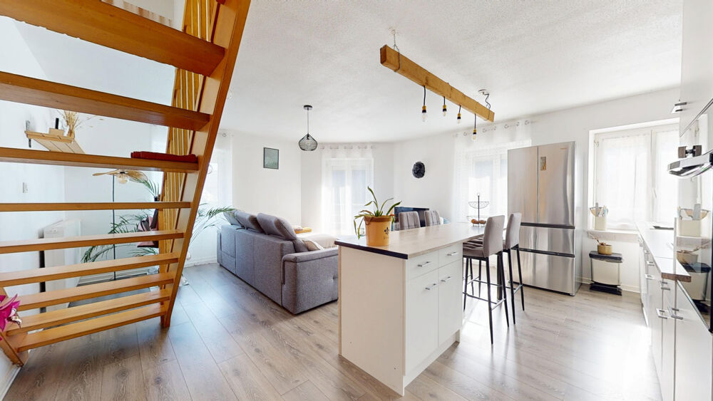 Vente Immeuble Immeuble 5 appartements avec possibilité d'extension Hyevre paroisse