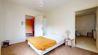  Immeuble � vendre 454 m�