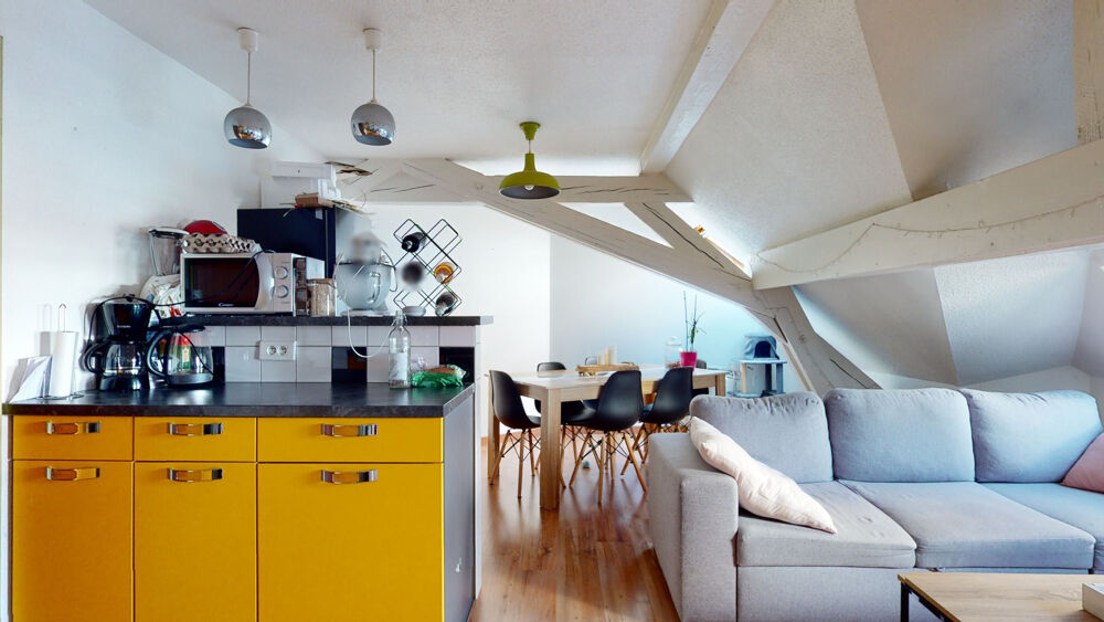 Location Appartement Location T2 meublé place Flore Besancon