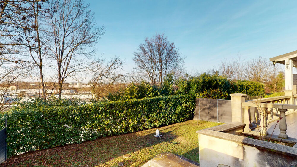 Maison 5 pièces 190 m² · à Besancon · 190 m² · 299 900 €