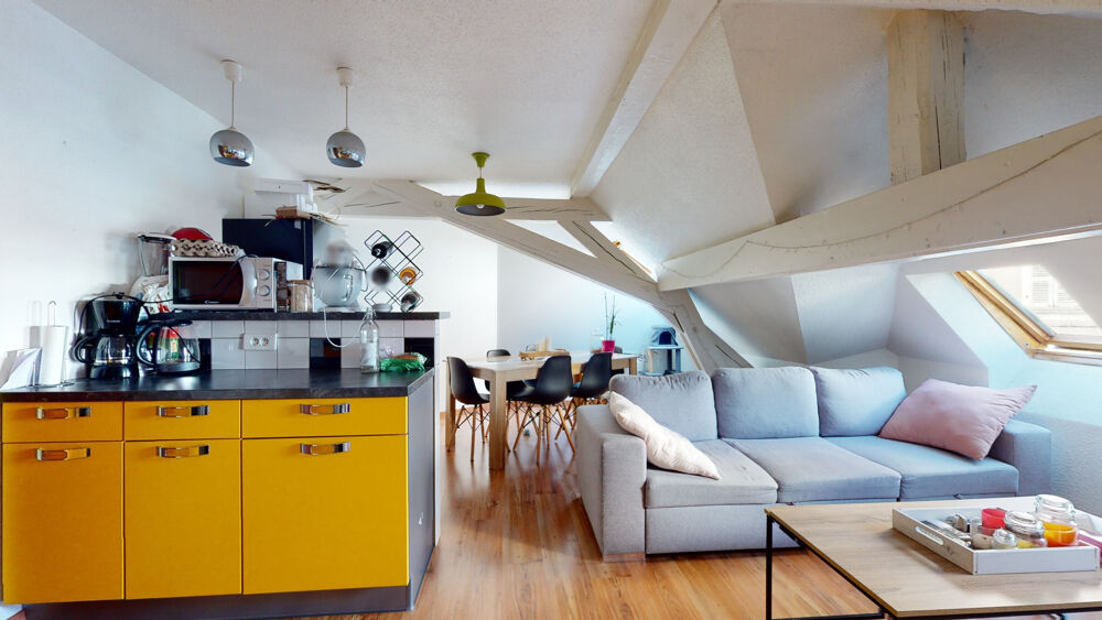 Location Appartement Location T2 meublé place Flore Besancon