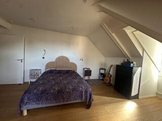  Appartement à louer 4 pièces 104 m²