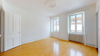  Appartement à louer 3 pièces 74 m²
