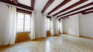  Appartement à louer 4 pièces 90 m²