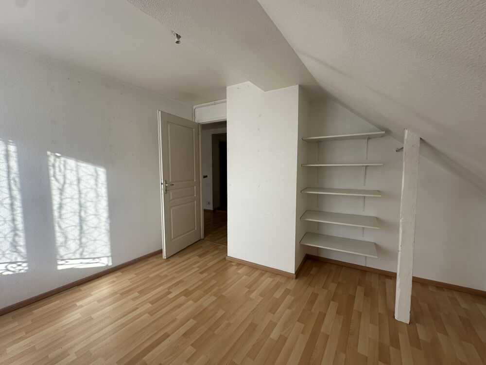 Location Duplex/Triplex À louer : Bel appartement T2 avec mezzanine à Bavilliers Bavilliers