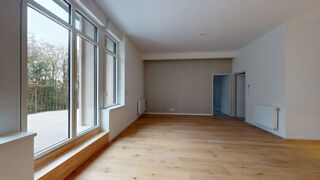  Appartement à louer 5 pièces 119 m²