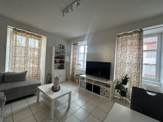 Appartement à louer 3 pièces 72 m²
