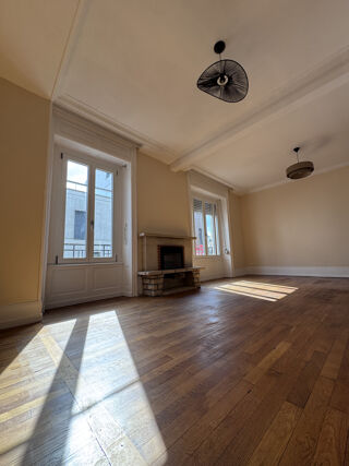  Appartement � louer 5 pi�ces 125 m�