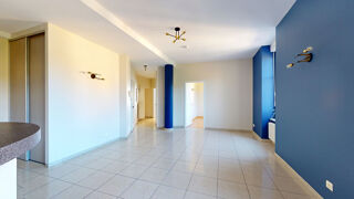  Appartement à louer 4 pièces 81 m²