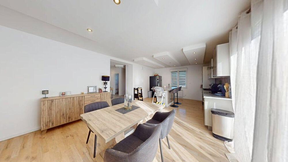 Vente Maison Maison familiale de 130 m2 avec suite parentale au rez-de-chaussée et terrain de 545 m2 Tremoins