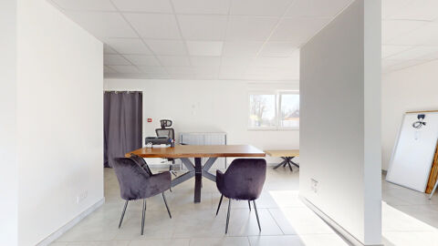   LES ERRUES MENONCOURT - COMMERCIAL DE 105M2 SECTEUR 