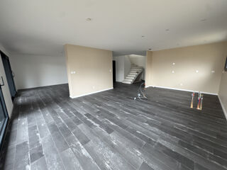  Maison à vendre 6 pièces 216 m²