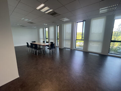   Chez Girardi Immobilier, des bureaux à la jonction ! 