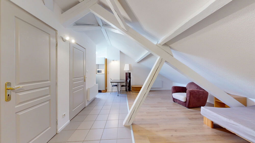 Location Appartement À louer   Studio semi-meublé à Masevaux Masevaux