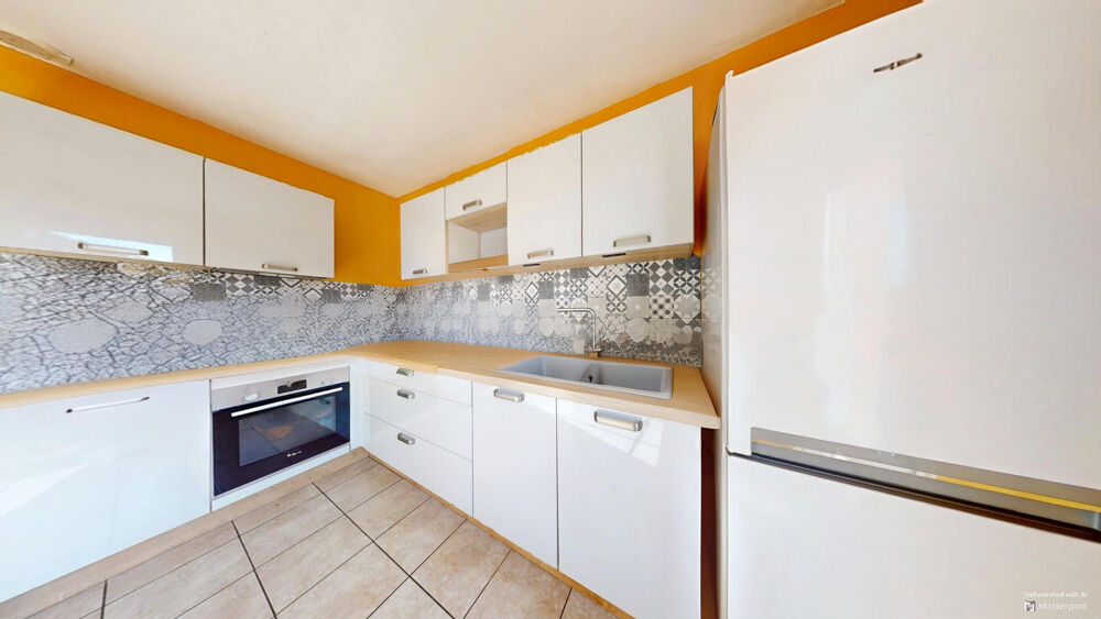 Girardi Immobilier vous présente en exclusivité cette charmante maison de 95 m2 sur 9 ares de terrain .