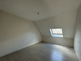  Duplex/triplex à louer 3 pièces 74 m²