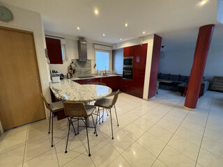  Duplex/triplex  vendre 6 pices 161 m